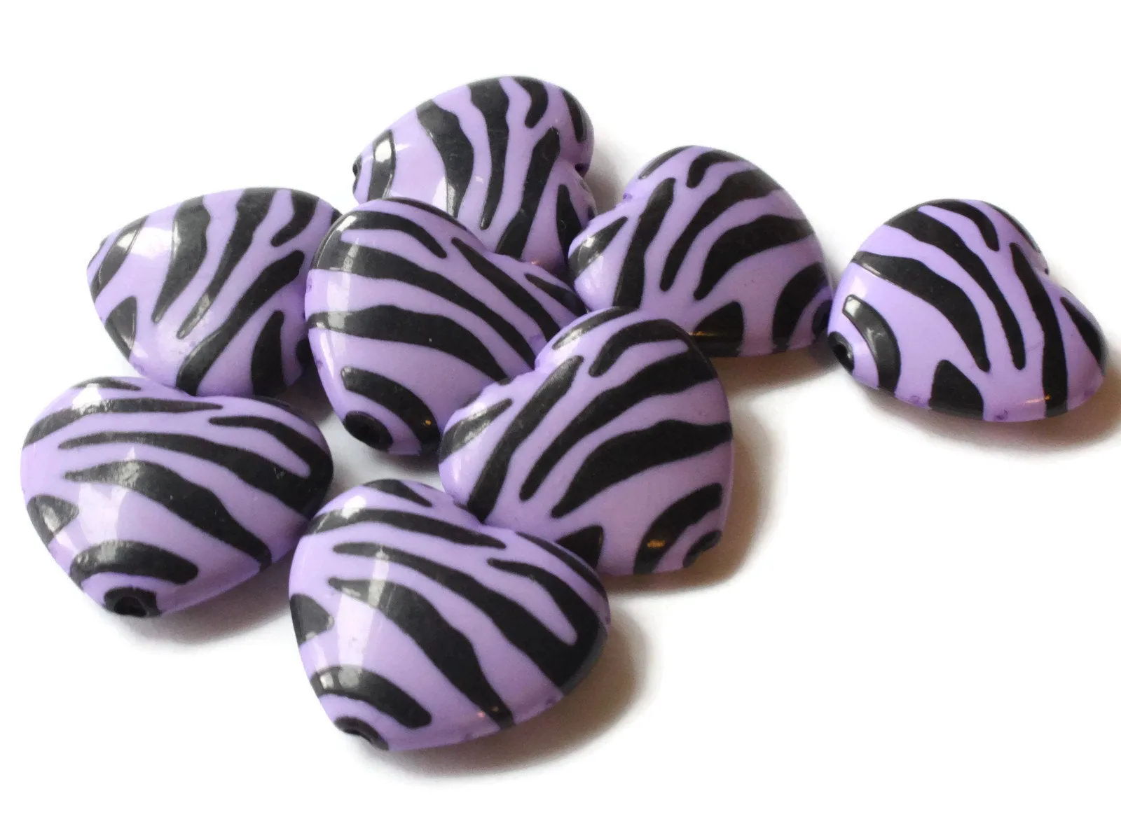 8 24mm x 26mm Tiger Stripe Purple Plastic Heart Beads