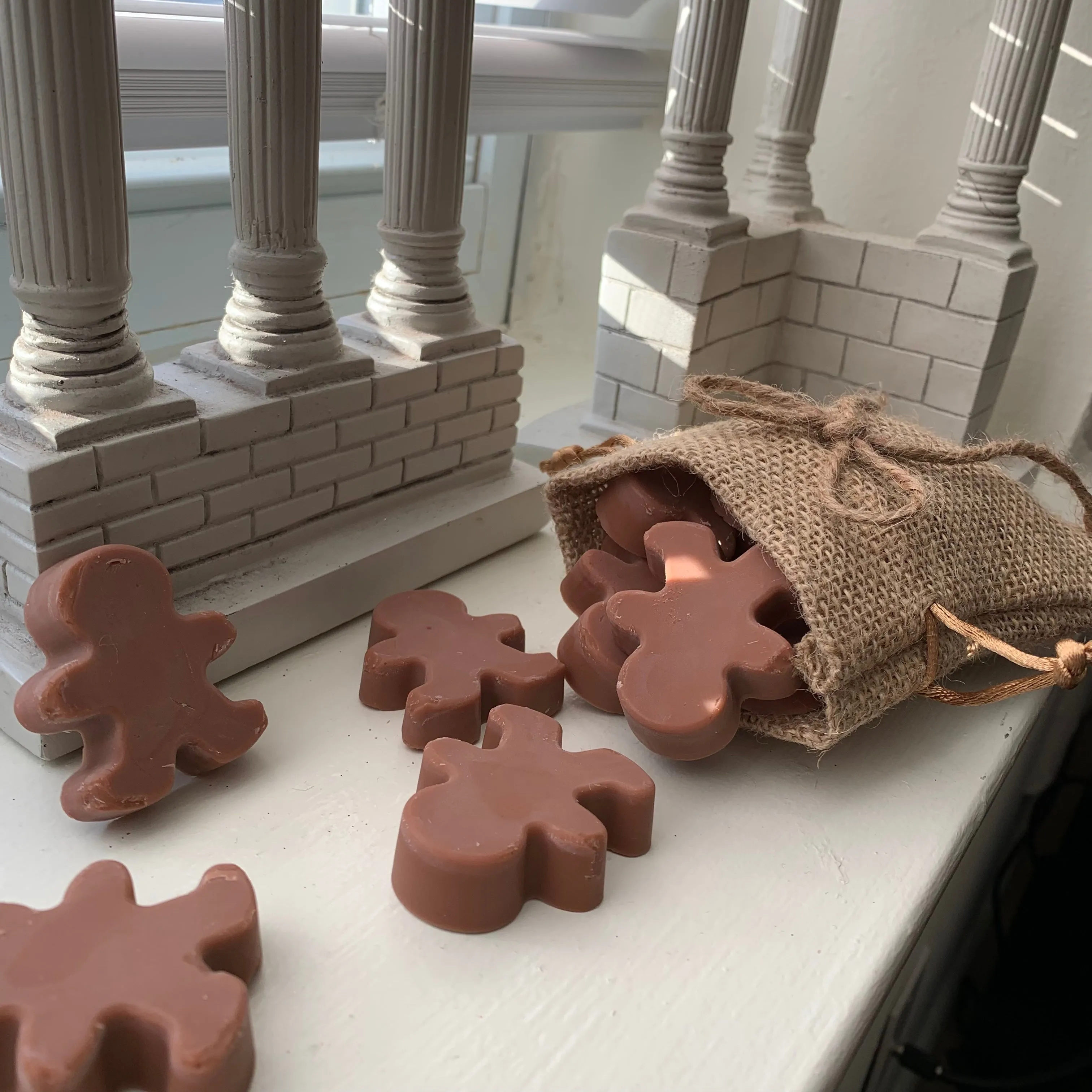 8 pc Gingerbread Men Soy Wax Melts