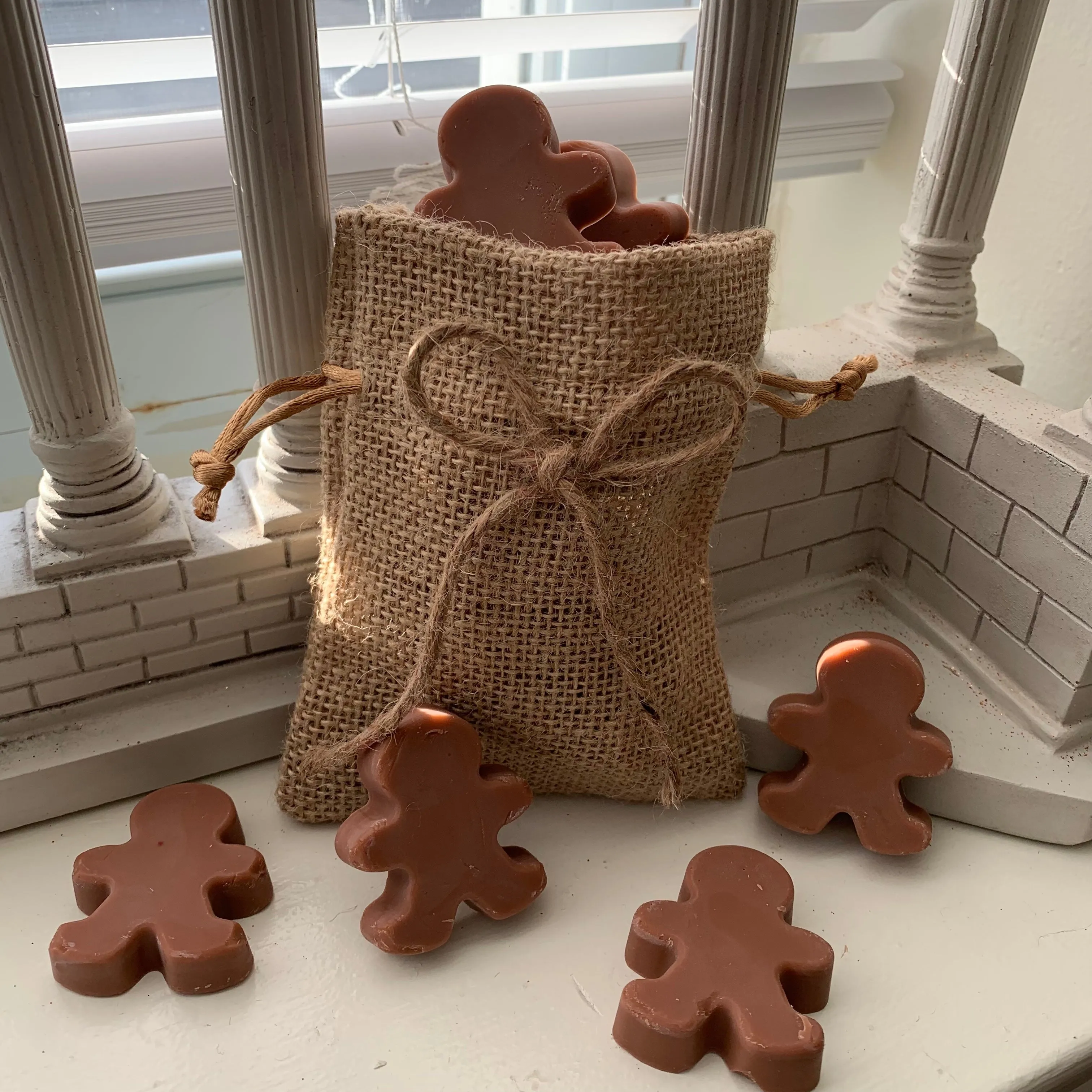 8 pc Gingerbread Men Soy Wax Melts