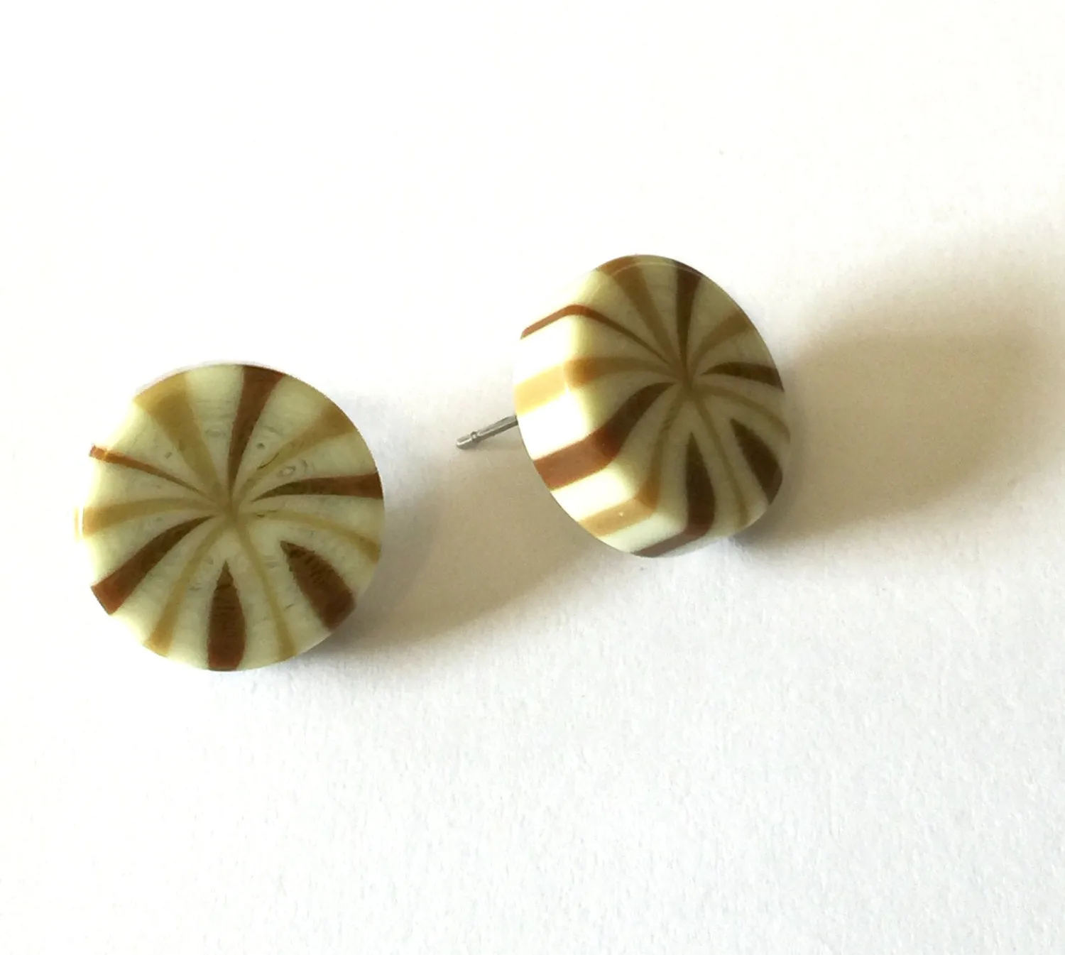 Beige & Brown Candy Striped Chunk Disc Stud Earrings