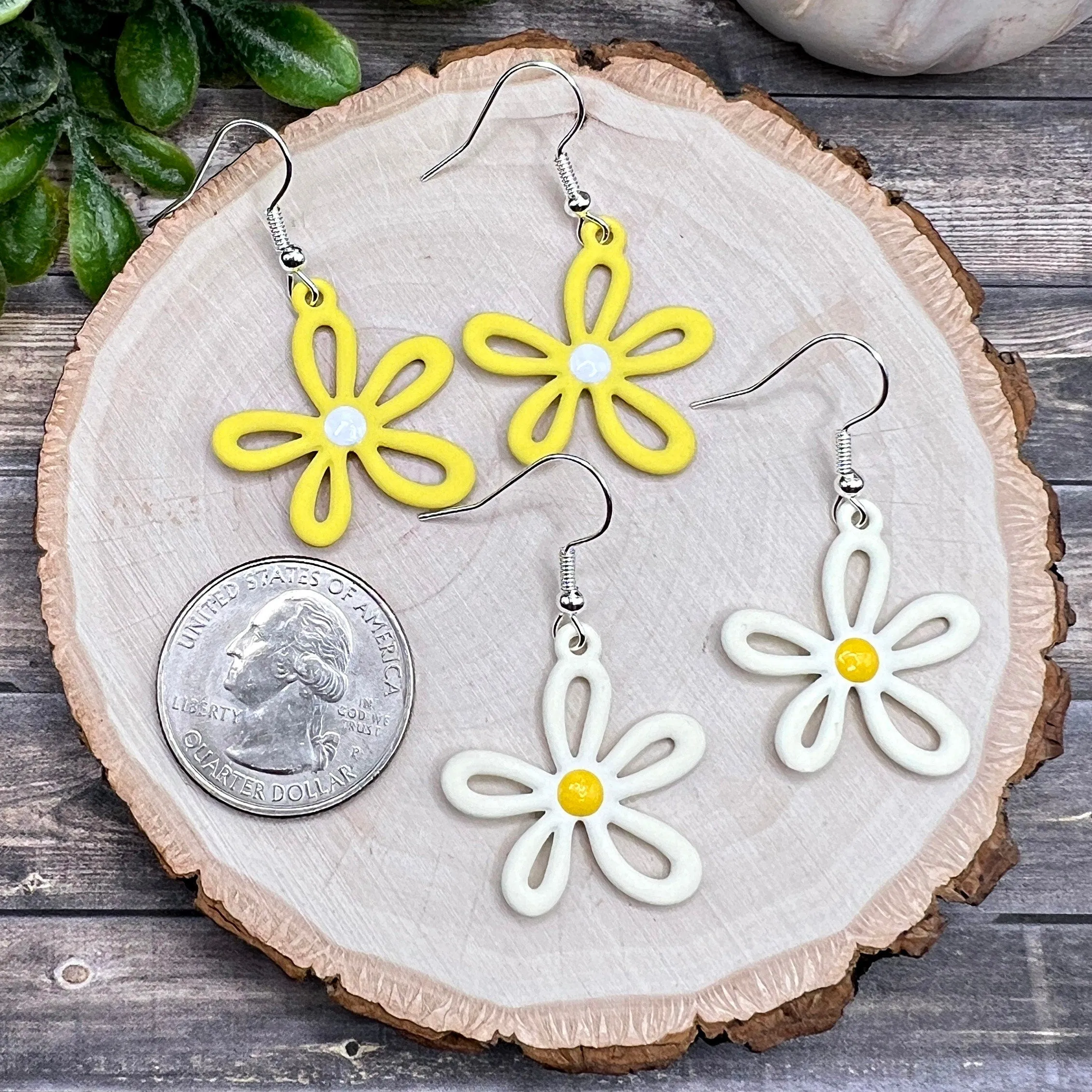 Ditsy Flower Daisy PlantDangle Earrings