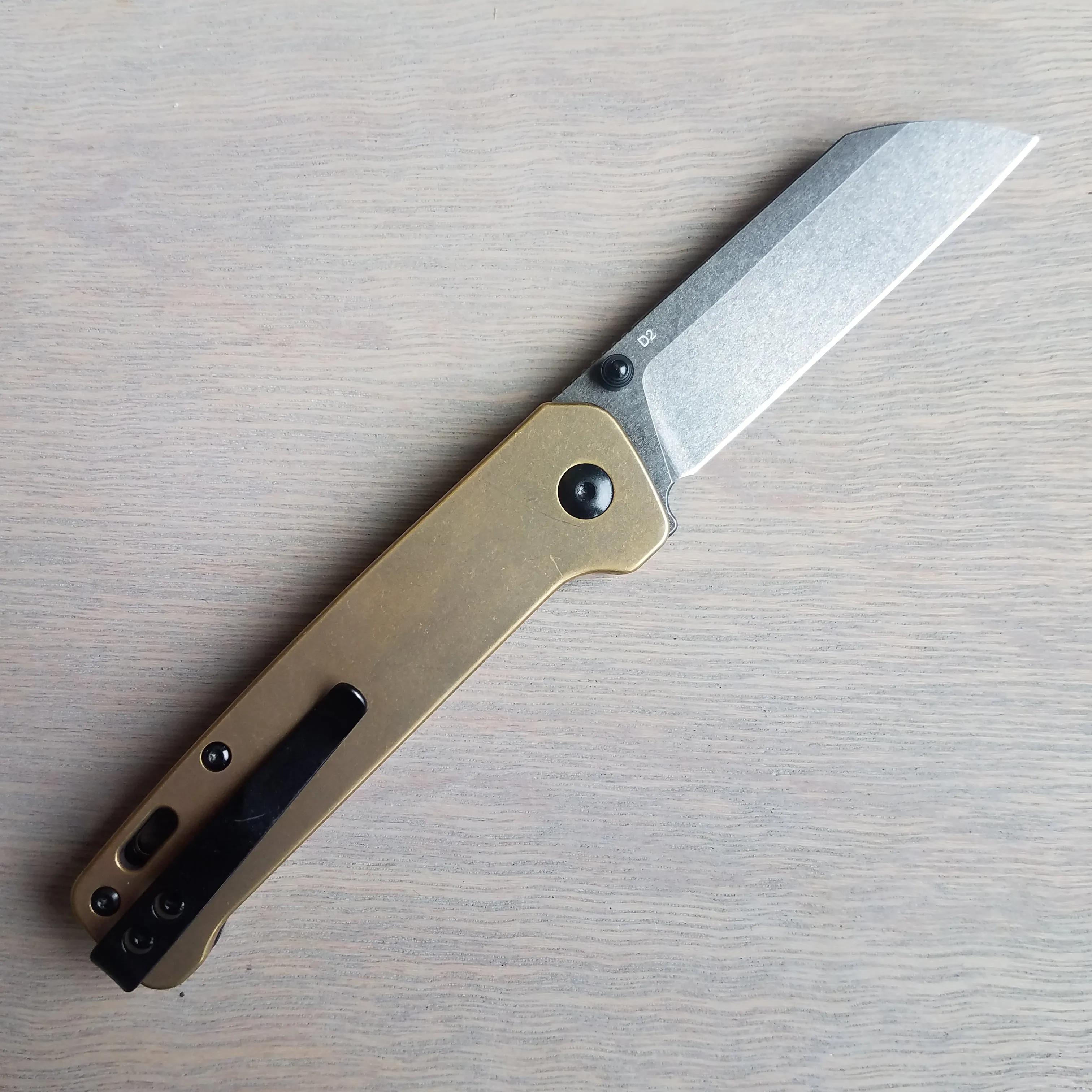 QSP Penguin Black D2 - Brass