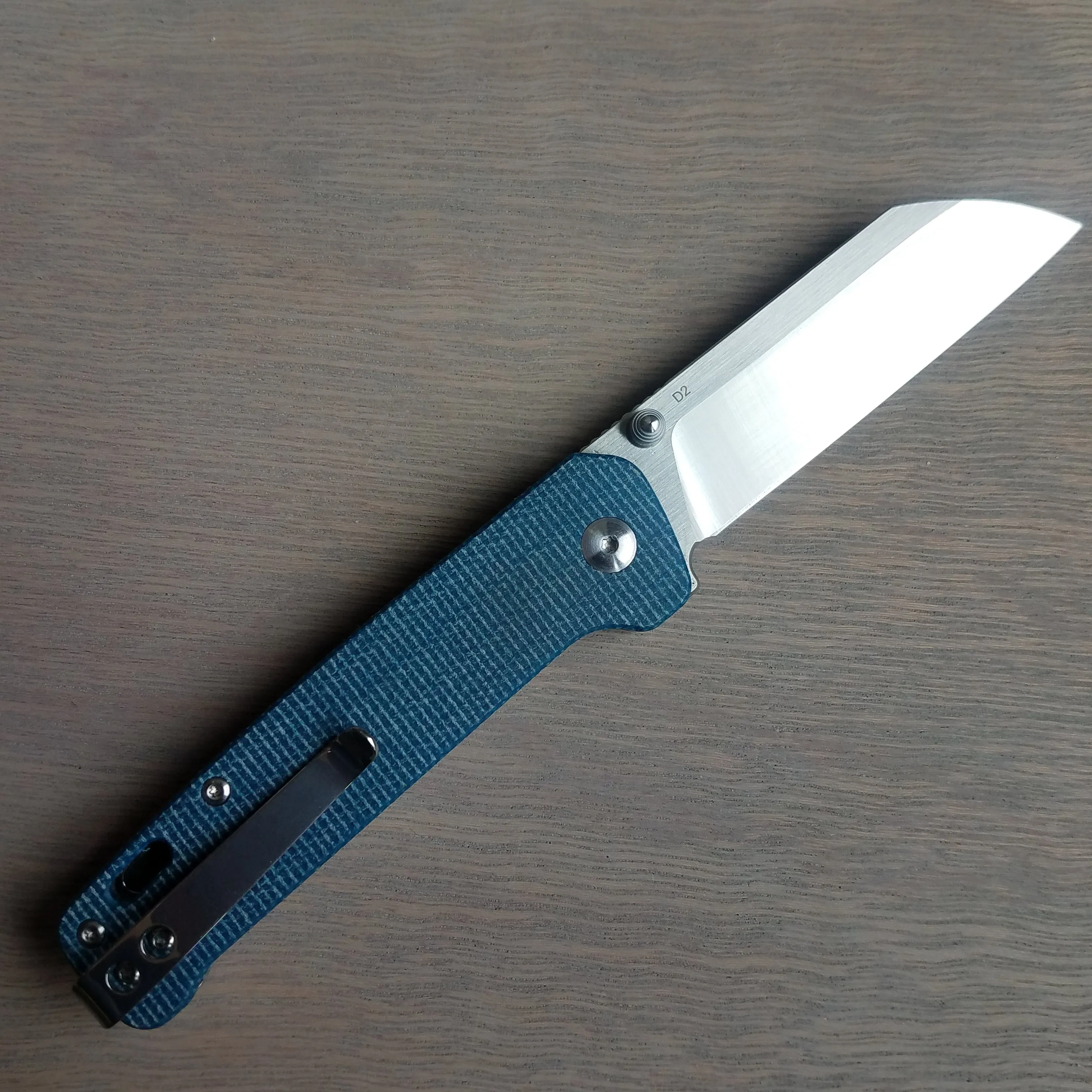 QSP Penguin D2 Blue Micarta