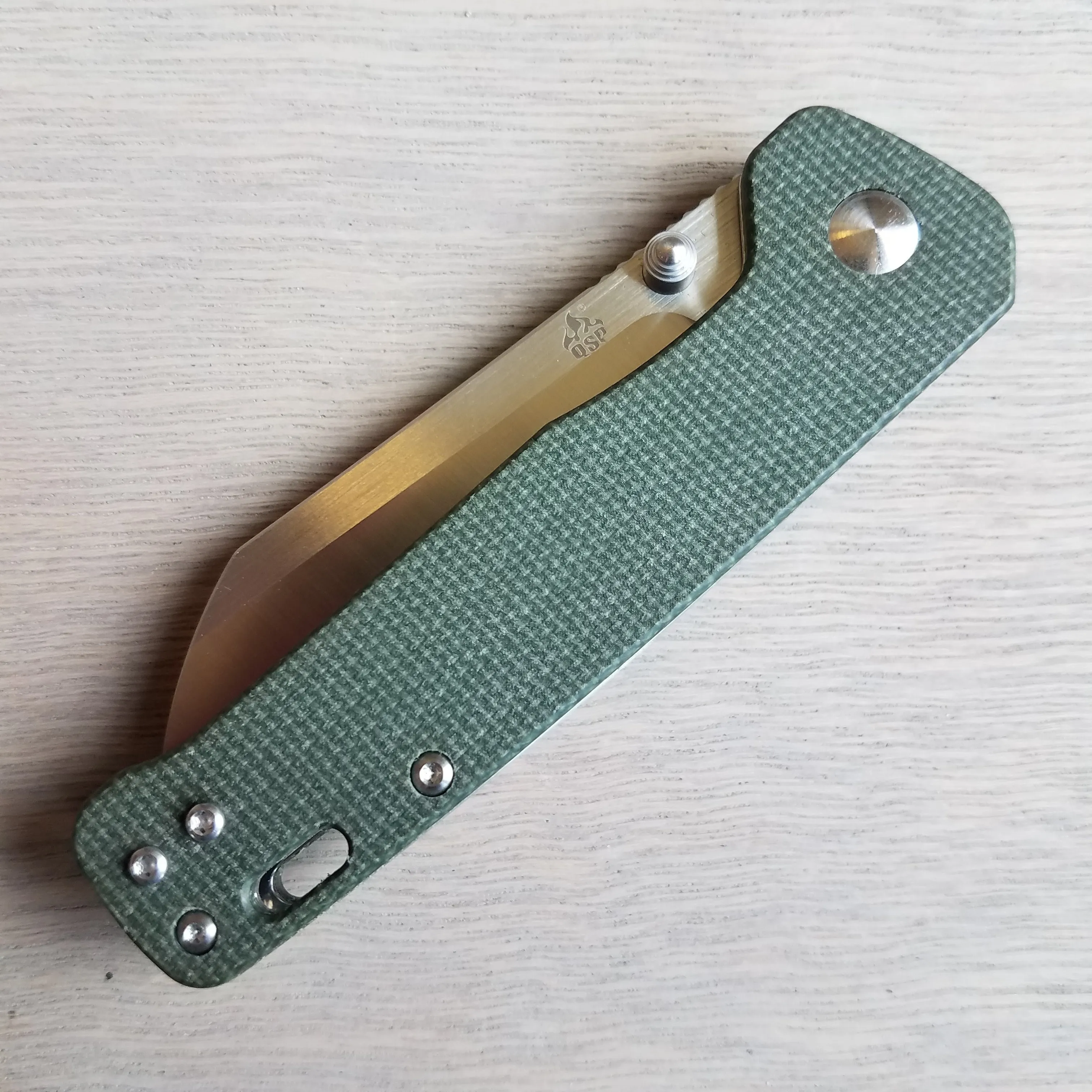 QSP Penguin D2 Olive Green Linen Micarta