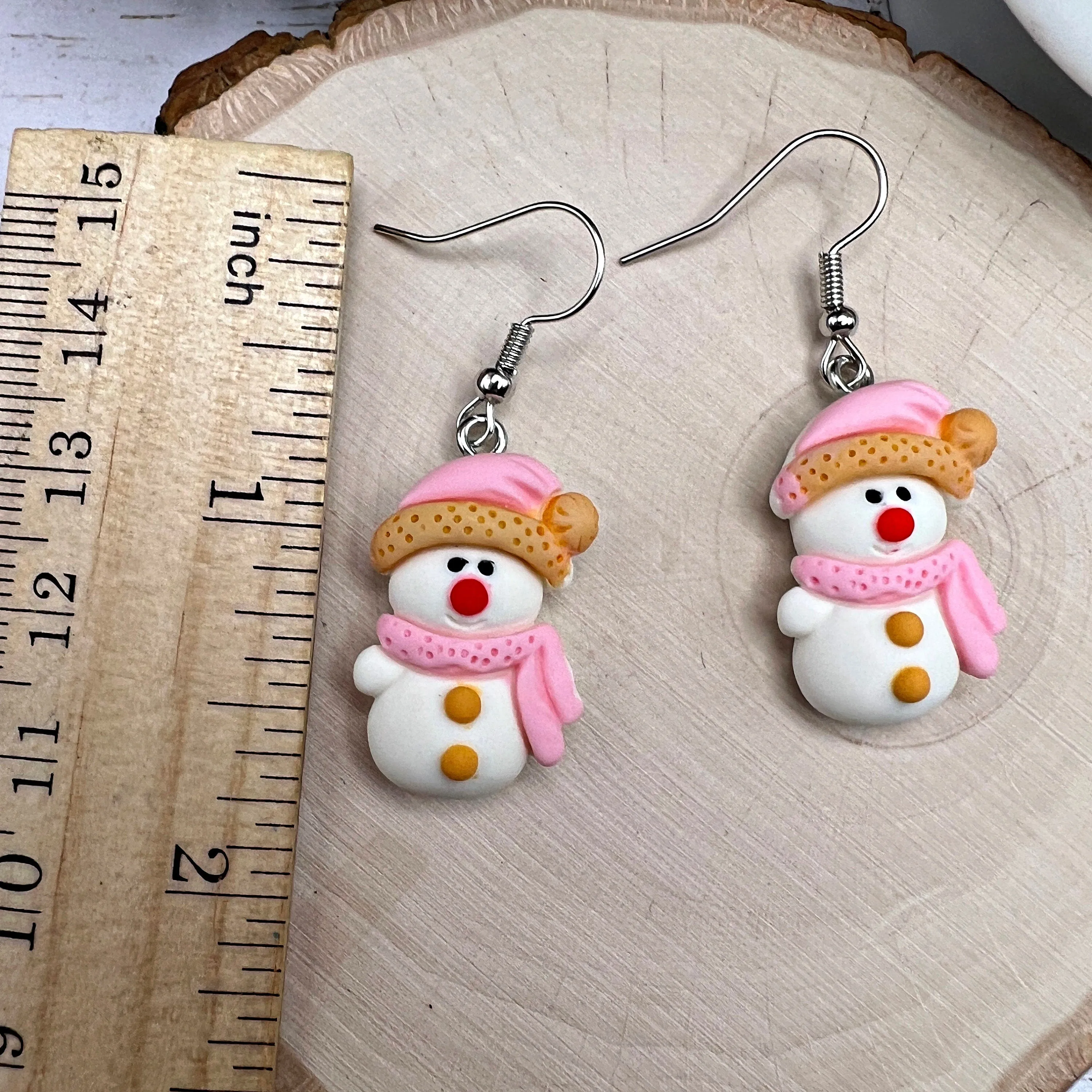 Snowwoman Snowgirl Snowman Pink Hat Scarf Resin Hypoallergenic  Christmas Winter Earrings